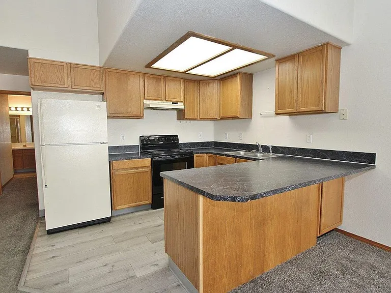 2523 E Spruce St #B — Photo 7