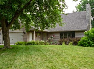 1340 N Prairie St, Pella, IA 50219