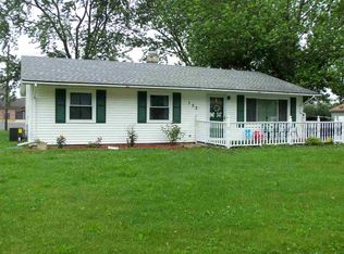 152 S Park Ln, Butler, IN 46721