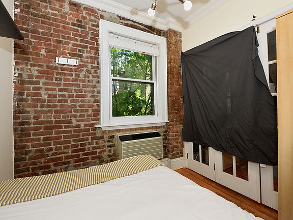 2nd image of 692 10th Ave #6C