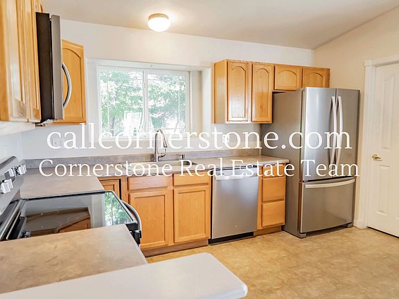 3rd image of 1415 Madison Ridge Hts #F-1