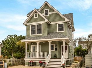 130 5th St, Beach Haven, NJ 08008