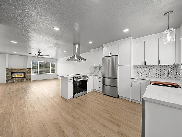1101 Colusa St #3 — Photo 1
