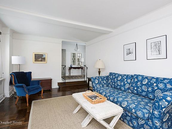 3rd image of 110 E 87th St APT 2D
