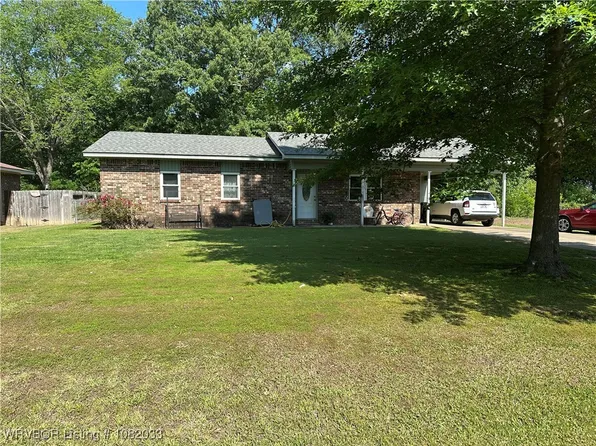 1600 Brewer Ln, Lavaca, AR 72941