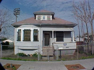 1st image of 429 E Charter Way