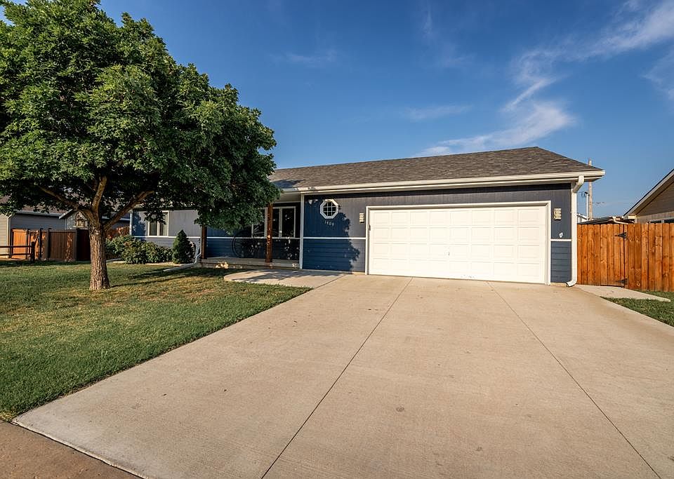 1st image of 1409 Courtney Dr