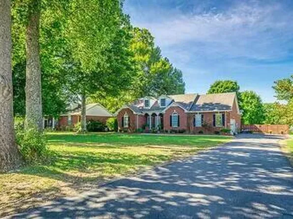 192 Ben La Dr, McMinnville, TN 37110