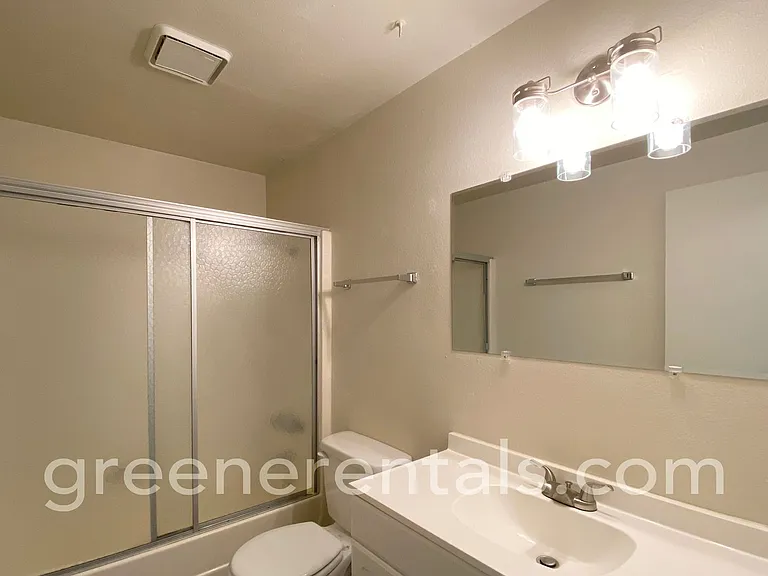 West Main Street Apartments — Photo 8