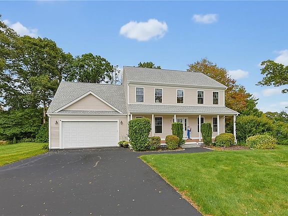 2nd image of 2 Plantation Dr
