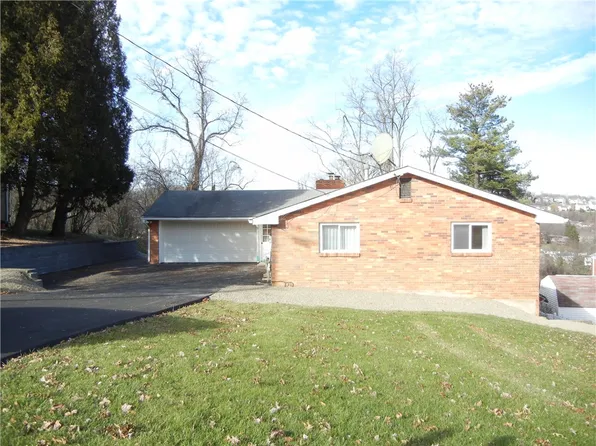 104 W Fair Meadows Dr N, Canonsburg, PA 15317