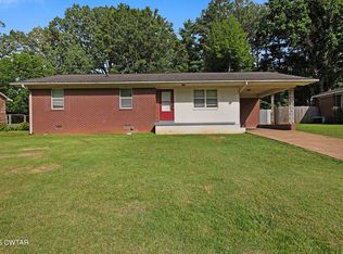 470 Russell Rd, Jackson, TN 38301