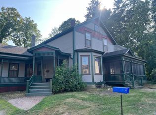 4 Park Ter, Essex Junction, VT 05452