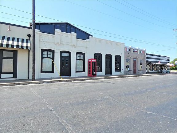2nd image of 119 N Washington St