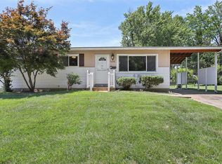 1515 Starling Dr, Florissant, MO