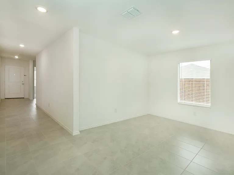 2905 Kings Table Ct — Photo 6
