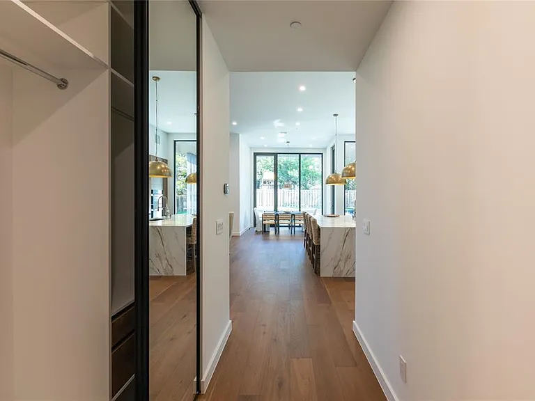 614 Robin Dale Dr — Photo 14