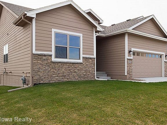 2nd image of 10582 NW 72nd Ln
