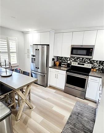 3rd image of 901 SW 128th Ave APT 110E