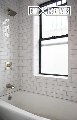 Rented by Citi Habitats | media 30