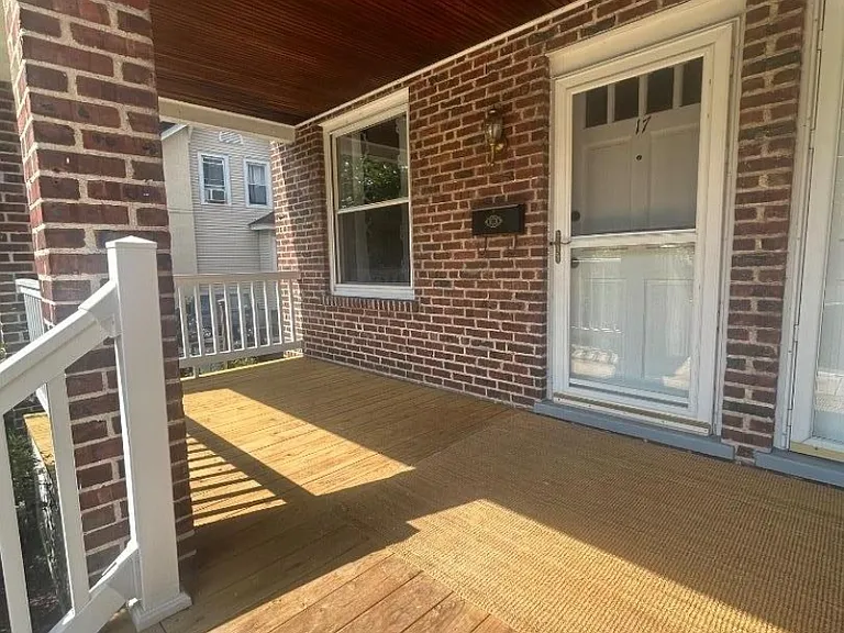 17 Codington Pl — Photo 3
