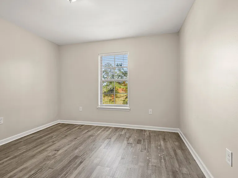 10799 Florida Blvd #16 — Photo 9