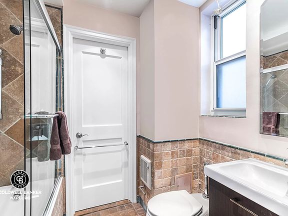 4th image of 444 E 57th St APT 3D