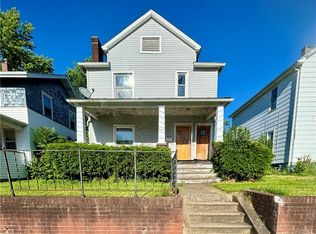 647 Spruce Ave, Sharon, PA