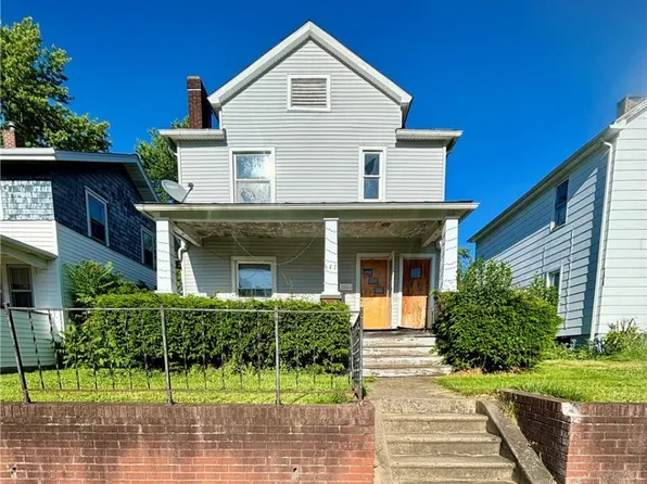 647 Spruce Ave, Sharon, PA 16146