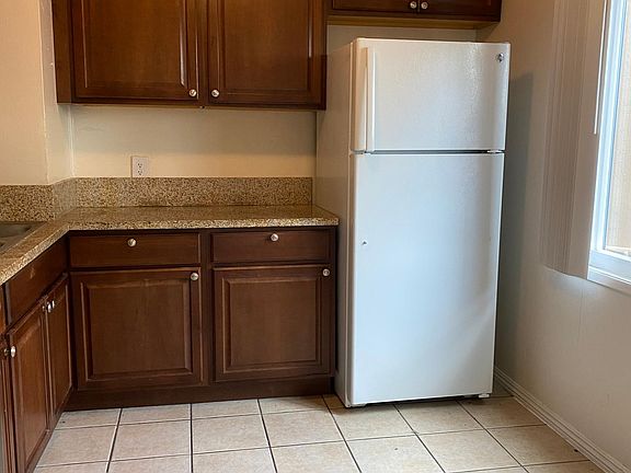 2nd image of 4222 Ethel Ave #6