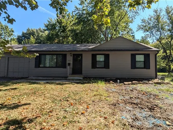 8711 Glenwood Ave, Kansas City, MO 64138
