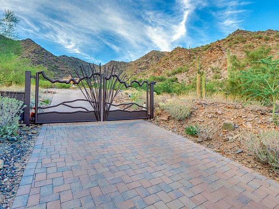 3rd image of 11559 E Paradise Ln