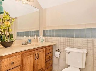 902 Westmore Ave, Rockville, MD
