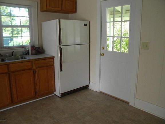 5th image of 3002 Market St #B