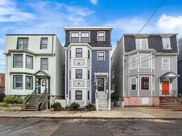 229 E Eagle St #2, Boston, MA 02128