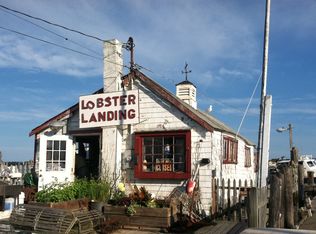 21 College St, Clinton, CT 06413