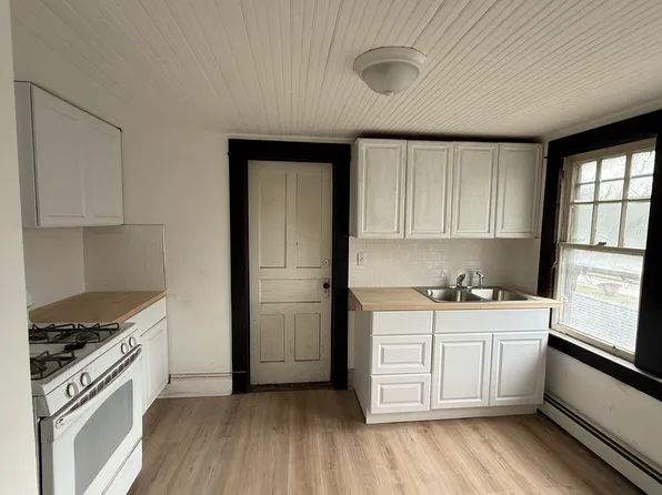 21 Union Tpke #3, Hudson, NY 12534