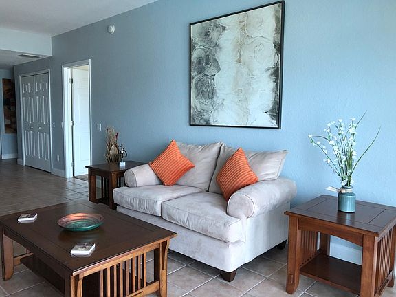 3rd image of 2 Oceans West Blvd Fl 15th