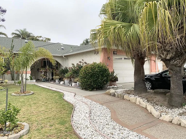 931 Devilfish Dr — Photo 4
