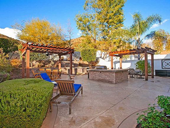 3rd image of 2254 Orange Grove Pl