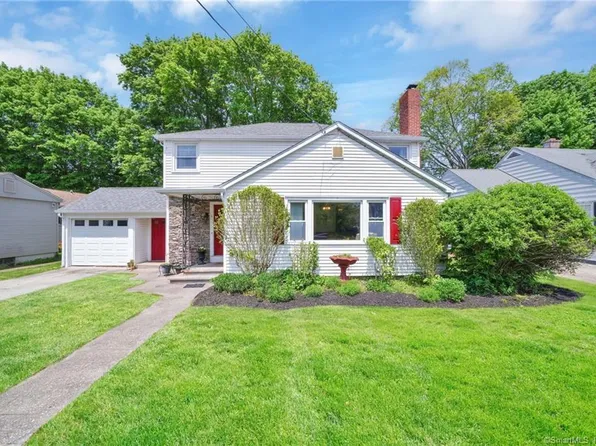 9 Norton Court, Norwich, CT 06360