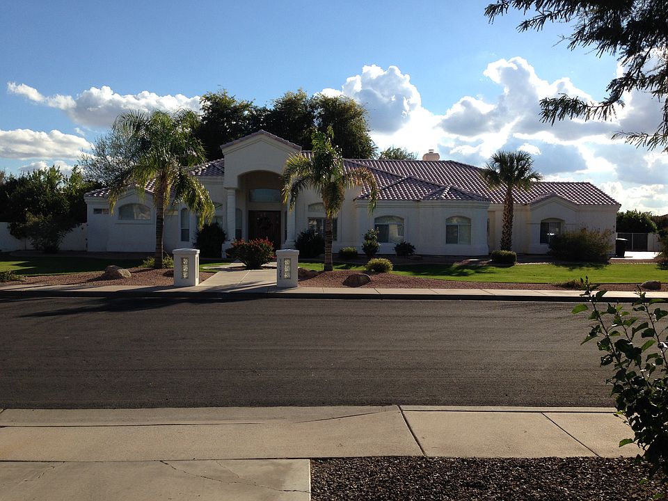 1st image of 3929 E Juniper Cir