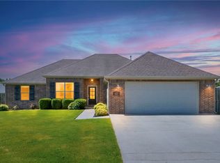 427 La Riata St, Fayetteville, AR 72730