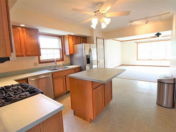 5th image of 10406 N Schopp Ln