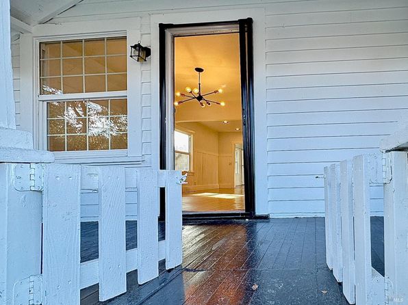 1011 Rutledge Ave, Santa Rosa, CA 95404