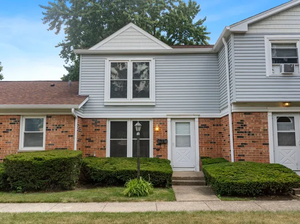1022 Ashton Ct, Streamwood, IL 60107