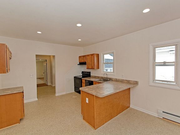 5th image of 1 Arnold Avenue # First Floor