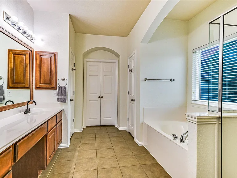 1022 Bretton Woods Dr — Photo 15