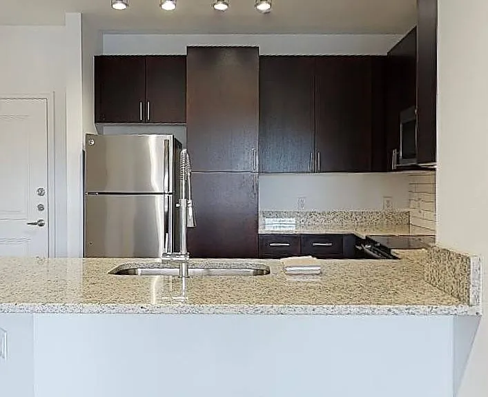4704 George Rd — Photo 7
