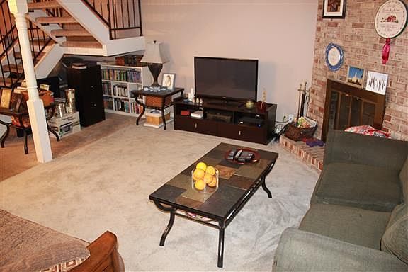 2nd image of 1002 E Northfield Blvd APT P103